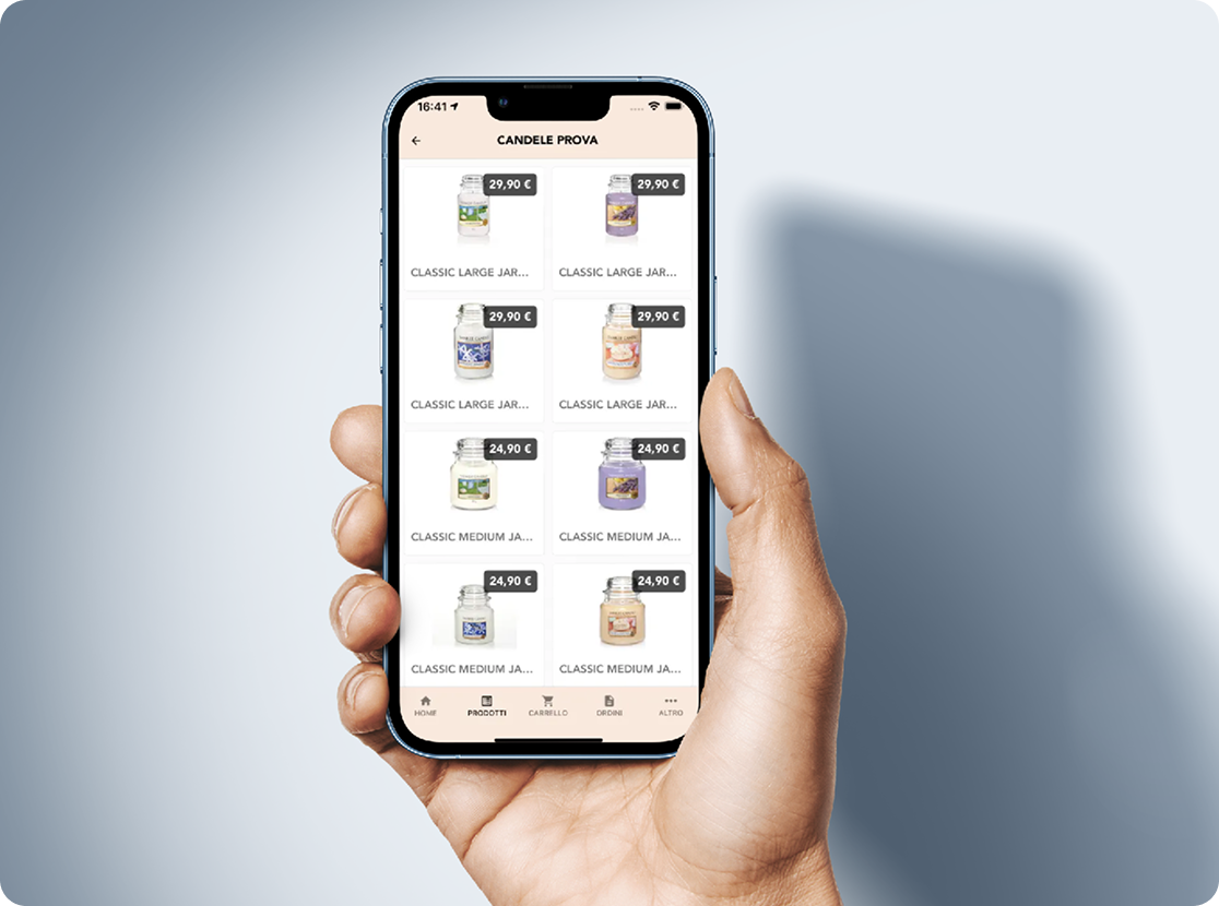 Yankee Store Verona — handheld product shot of the catalogue grid