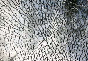fragmented-717138_640