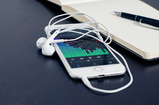 Featured image for “3 Ways Enterprise Apps Will Save Your Business Big Money”