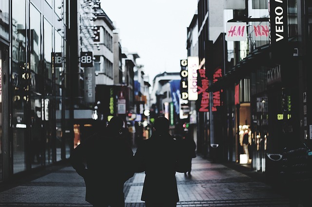 Featured image for “4 Ways to Supercharge Your Retail App for the Holiday Shopping Season”